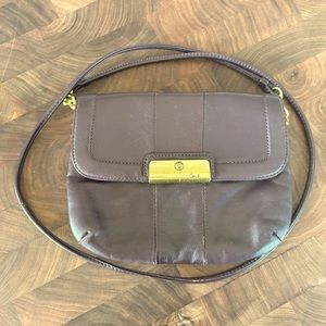 Vintage Coach‎ crossbody purse or clutch.